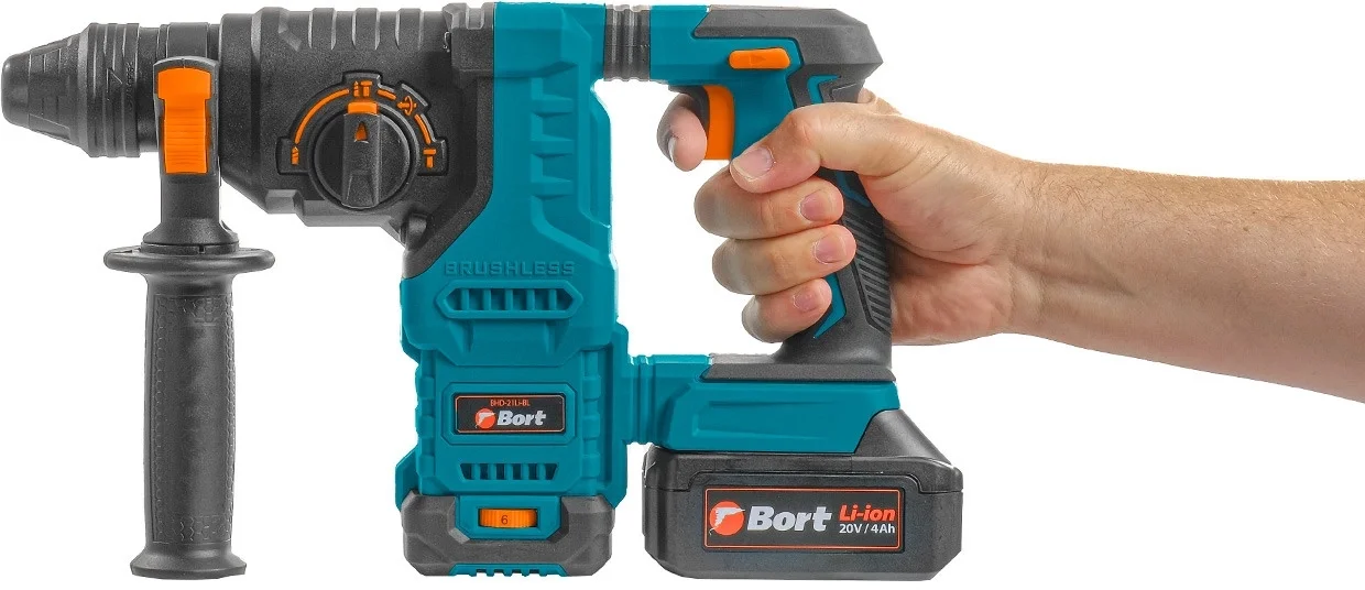 Bort Перфоратор аккумуляторный BHD-21LI-BL (2X4,0А.Ч) {Батарея 18 В; Частота ударов 4700 уд/мин; Вес изделия 3,4 кг; гарантия 2 г} [93413410]