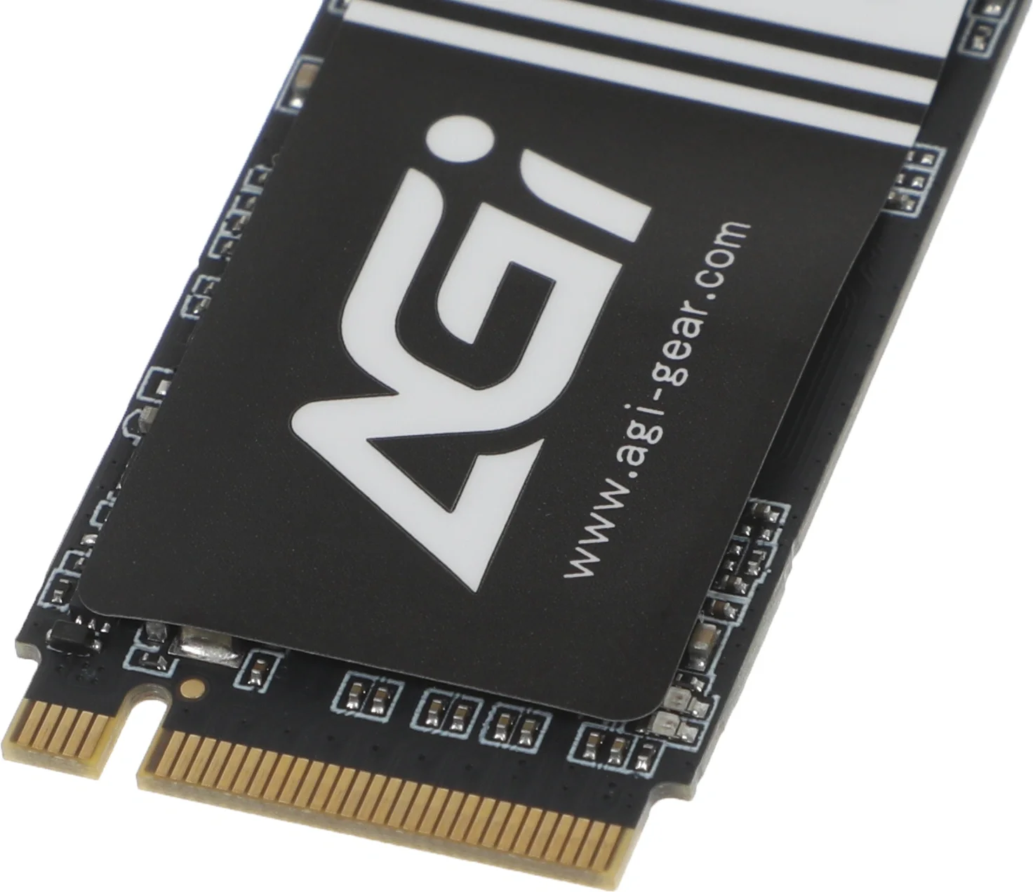 Накопитель SSD AGI AI198, 512Gb, PCIe 3.0 x4, M.2 2280, NVMe, R/W 2059/1636