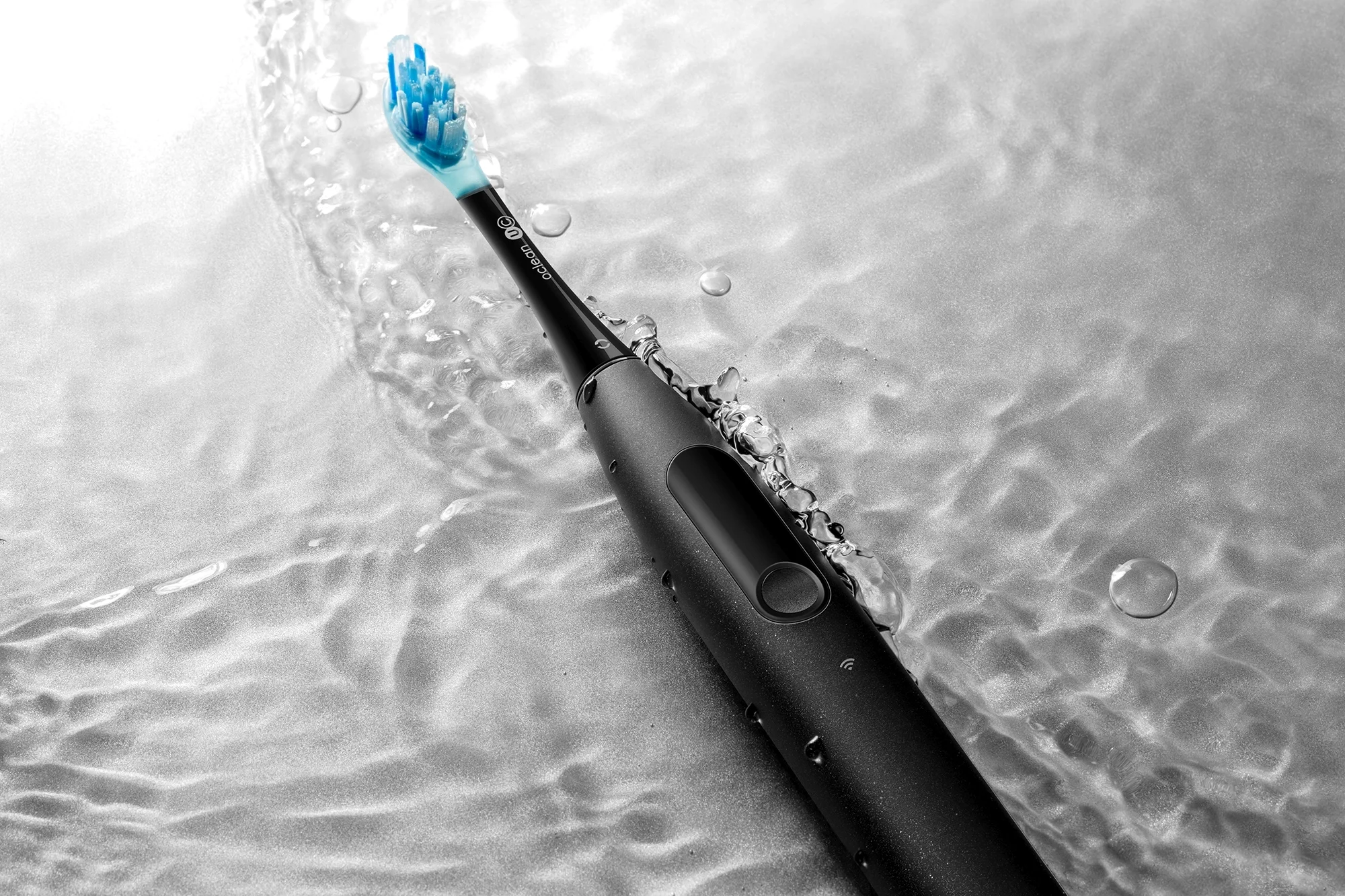 Электрическая зубная щетка Oclean X Ultra V8100 черный