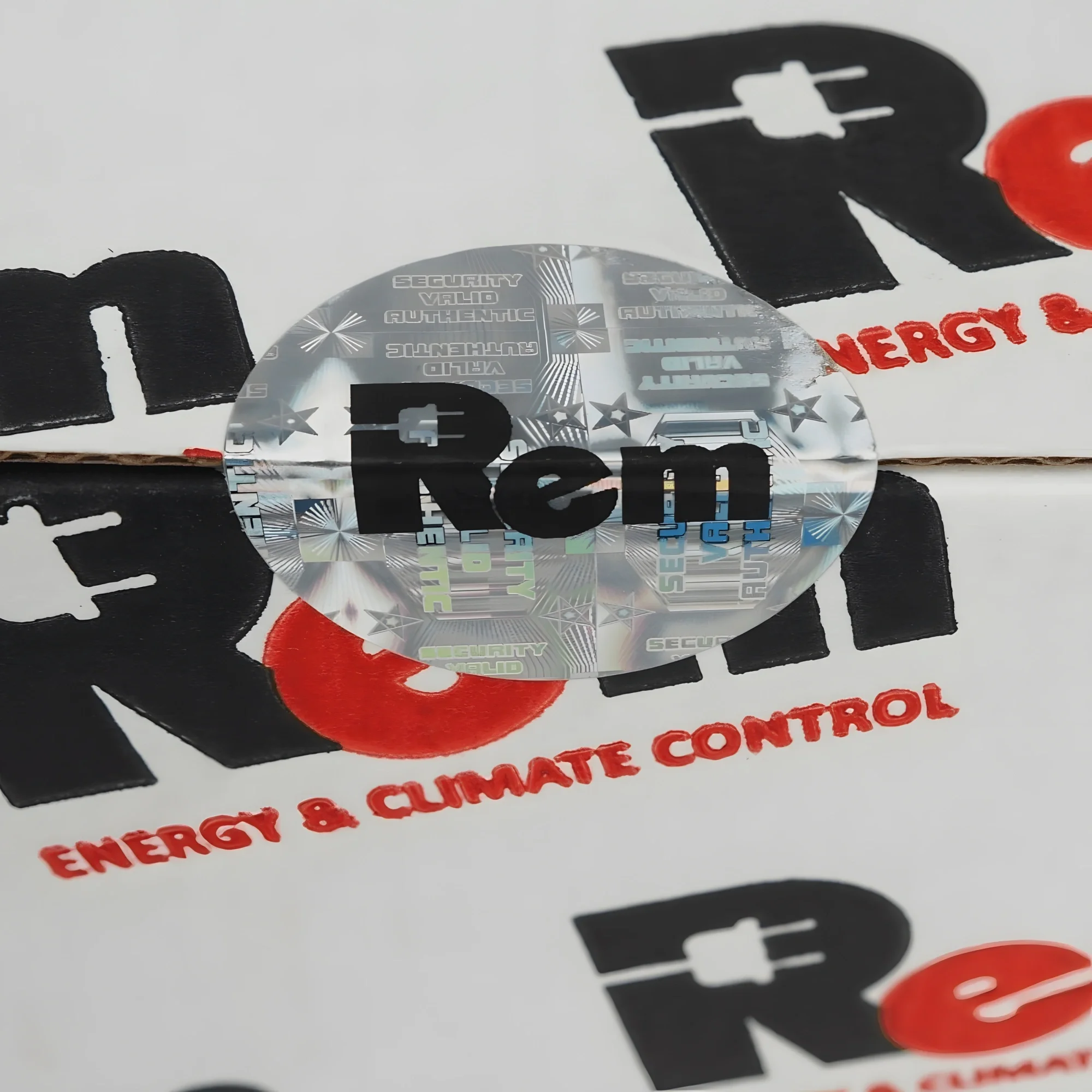 Блок распределения питания Rem R-10-8S-V-440-Z гор.размещ. 8xSchuko базовые 10A C14