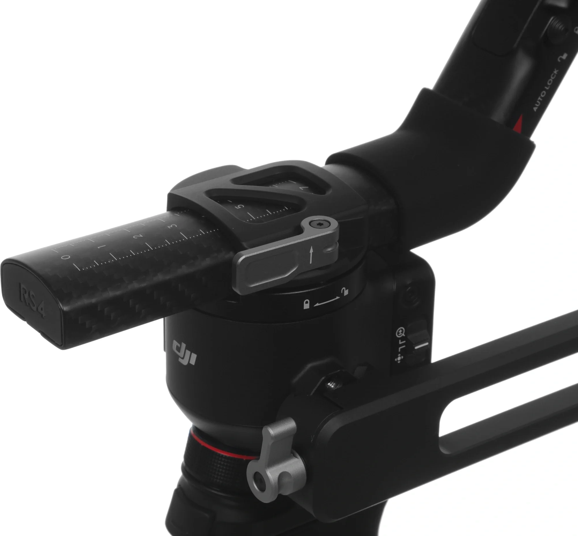 Стабилизатор 3-х осевой Dji RS 4 Pro черный