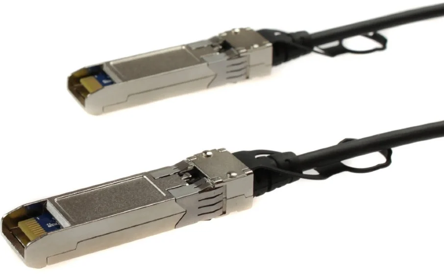 Osnovo - OC-SFP-10G-1M Кабель прямого подключения (DAC) предназначен для дуплексной передачи/приема высокоскоростного трафика на небольшое расстояние. DAC кабели OC-SFP-10G-1M могут с успехом быть применены для соединений портов коммутаторов, маршрутизаторов, мультиплексоров, поддерживающих пропускную способность 10Гбит/с (SFP+). DAC кабель SFP+ 10G. Скорость: 10 Гбит/c. Тип разъема: SFP. Длина кабеля 1м.