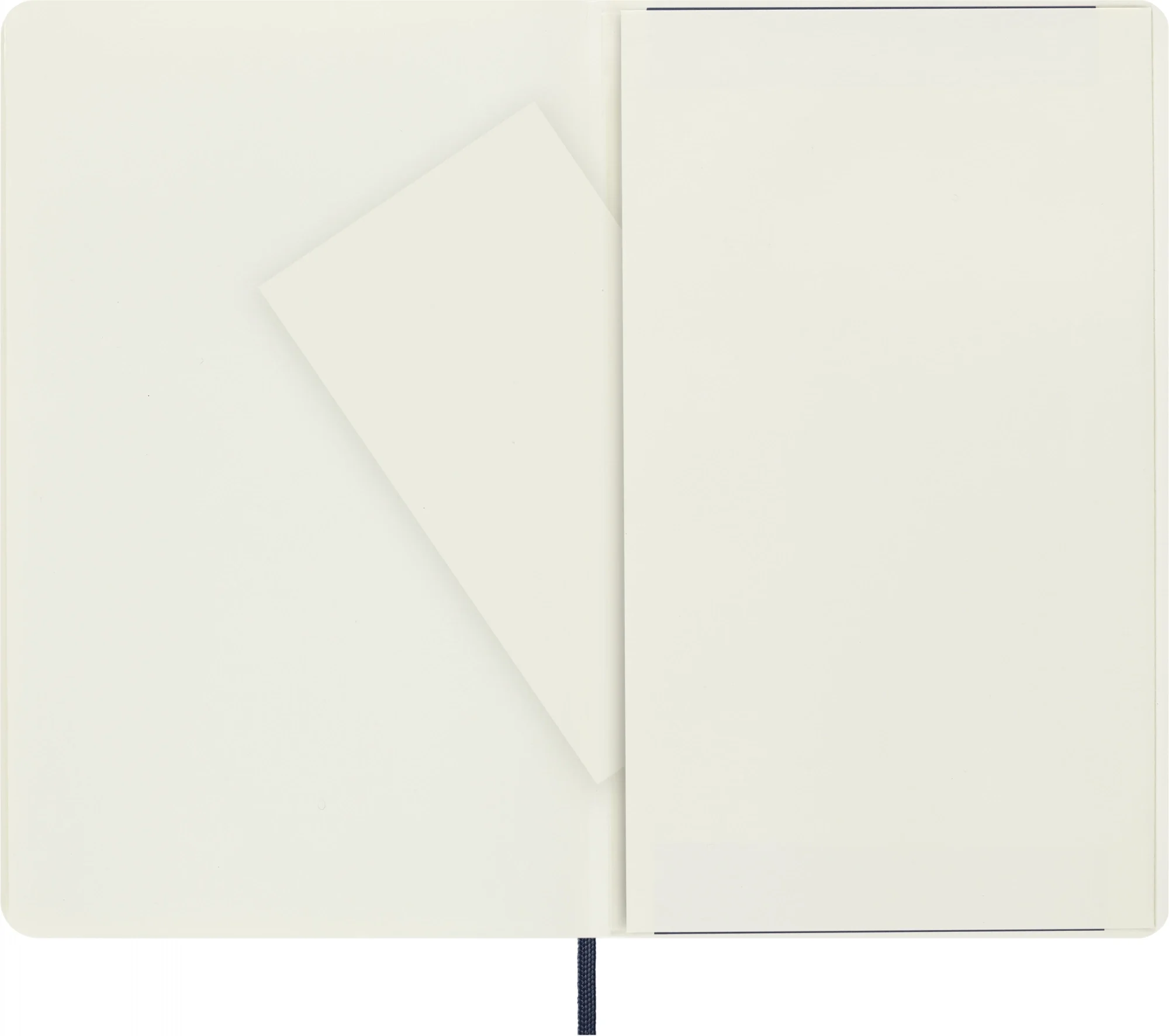 Блокнот Moleskine CLASSIC SOFT QP618B20 130х210 мм, 192 страниц, нелинованный, мягкая обложка, фиксирующая резинка, синий сапфир