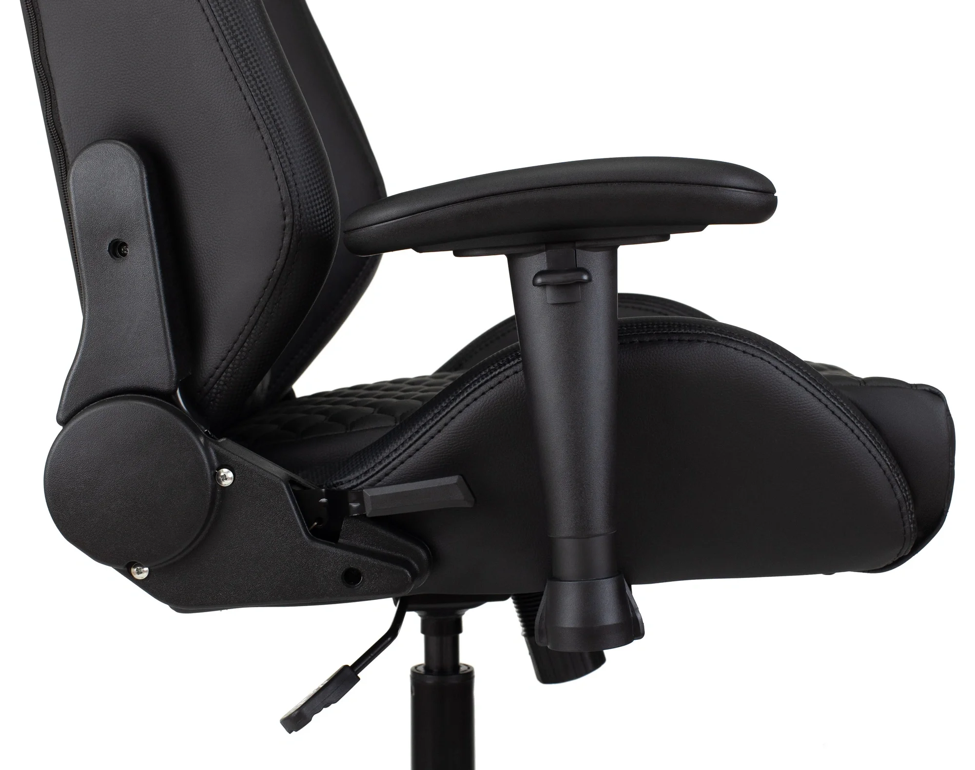 Кресло Knight Neon Carbon, игровое, экокожа, черный