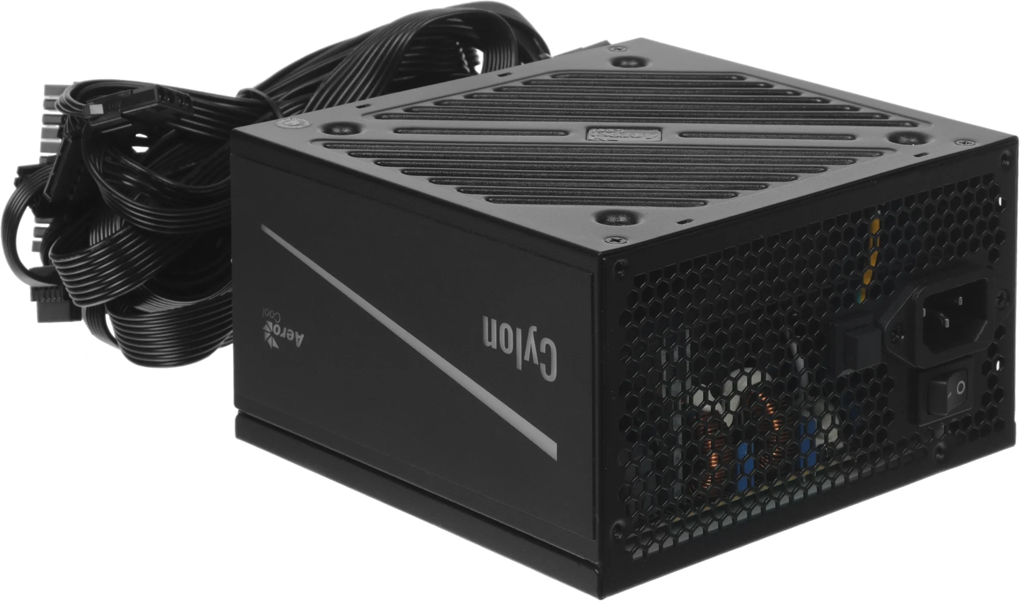 <081376> Блок питания .700W Aerocool Cylon 700 (120mm, 24+8pin, 4*8pin, 5*Sata, 3*IDE, RGB) [4718009153363]