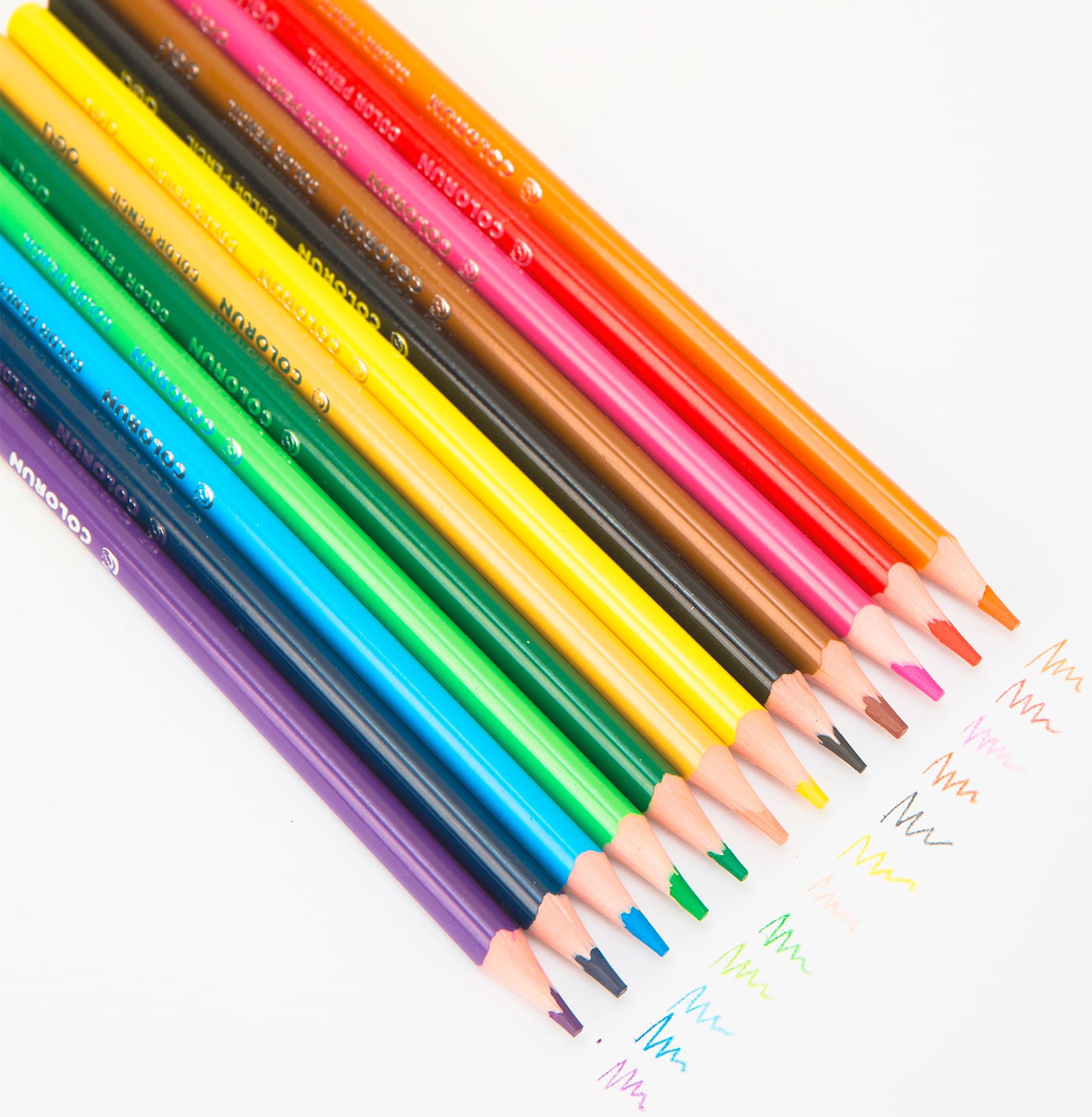 Карандаши цветные Deli ColoRun EC00110 трехгранные пластик 18 цветов, коробка с европодвесом