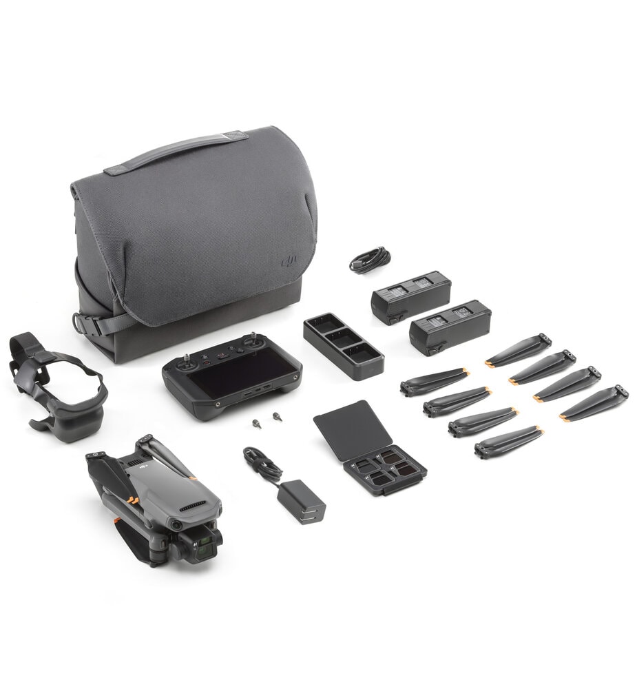 Квадрокоптер DJI Mavic 3 Fly More Combo (DJI RC Pro)