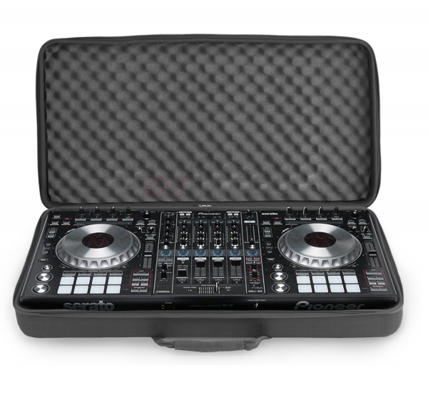 UDG Creator Controller Hardcase Large Black