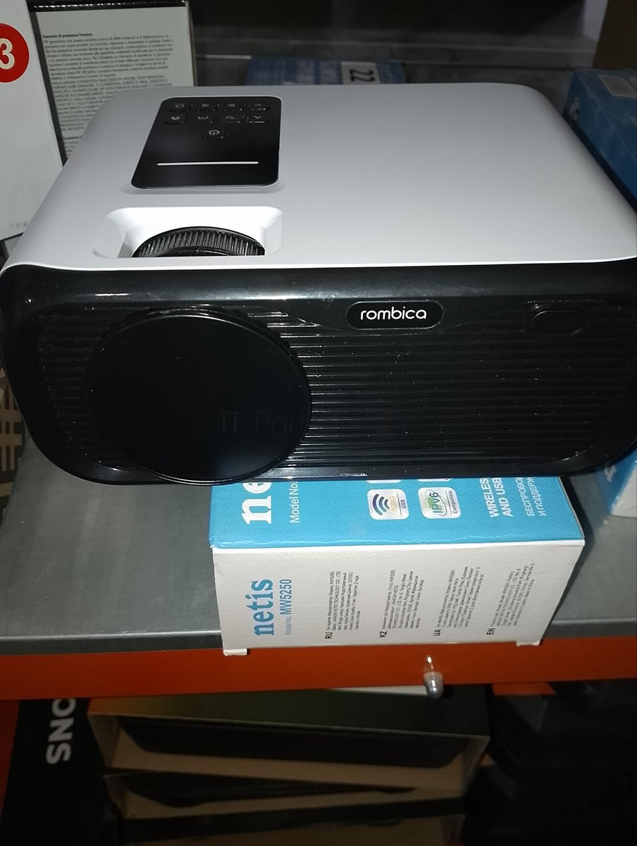 (Из ремонта) Проектор ROMBICA RAY BOX W1 MPR-W760ROMBICA [Cм.описание!]