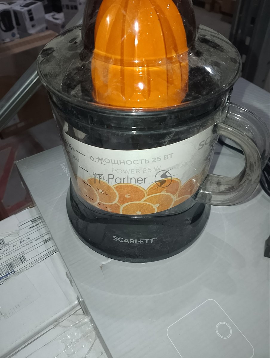 (Поврежденный товар) Соковыжималка SCARLETT SC-JE50C09 BLACK [Cм.описание!]