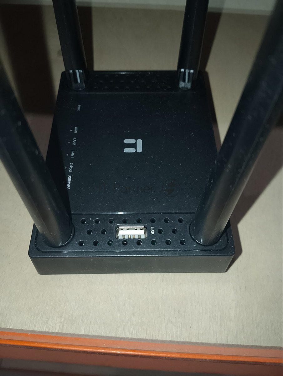(Восстановленный) Wi-Fi маршрутизатор NETIS 1200MBPS LTE DUAL BAND N5 [Cм.описание!]