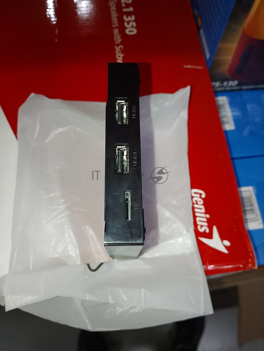 (Б/У) Мультимедийный плеер ROMBICA TV IMPACT PRO VPHY-03 [Cм.описание!]