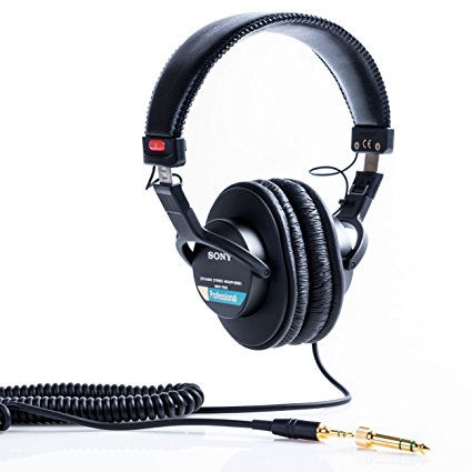 Проводные наушники Sony MDR-7506 черный, полноразмерные, проводной, складная конструкция, витой кабель