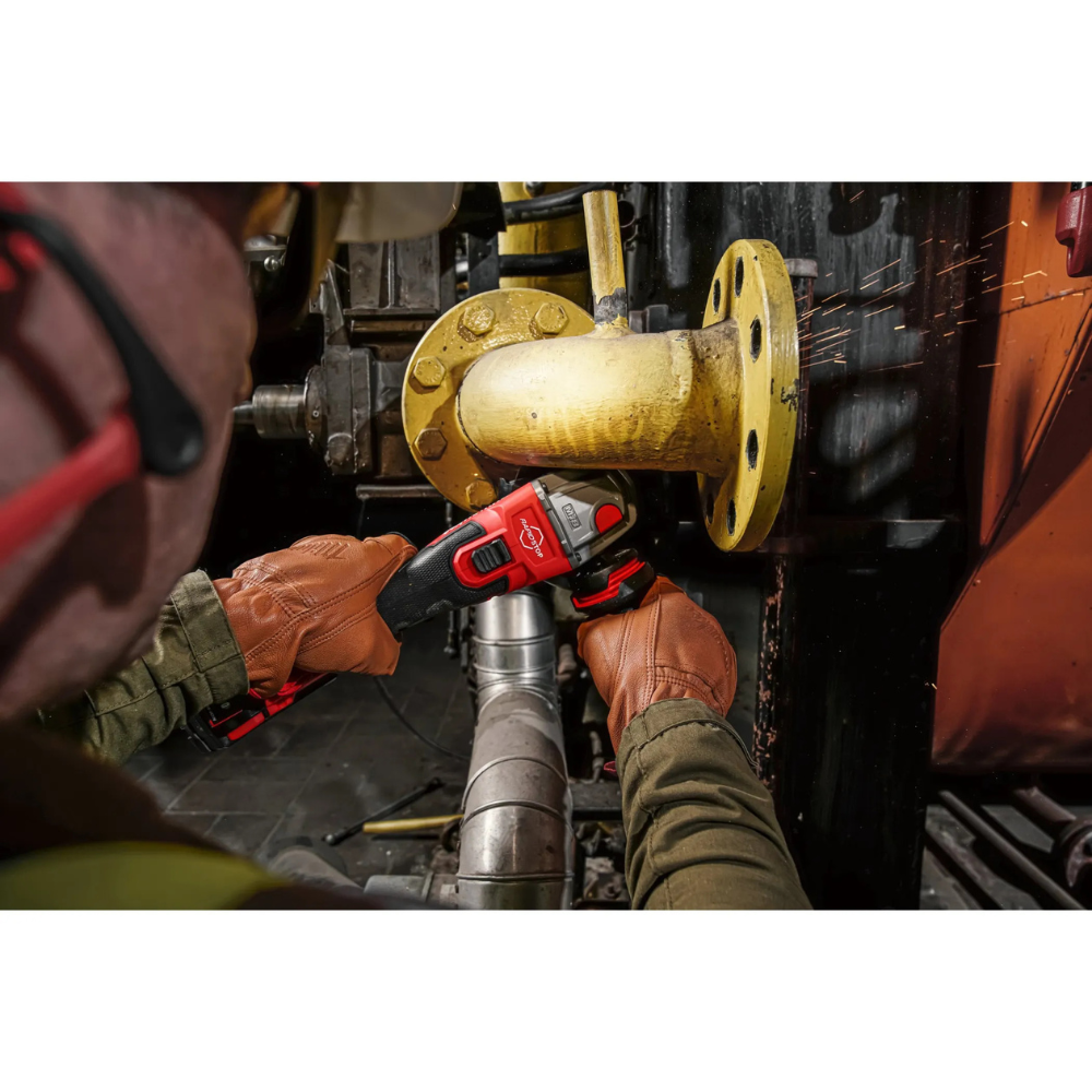 Шлифмашина Milwaukee M18 FSAG125XBMC-502X 4933499453