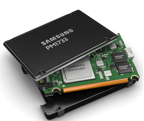 Диск SSD Samsung - PM1733 EVT2, серверный, 2.5" 15 мм, 7.68 ТБ, U.2 NVMe PCIe 4.0 x4, speed write-3800МБ/с read-7000МБ/с, TLC, MZWLR7T6HALA-00007
