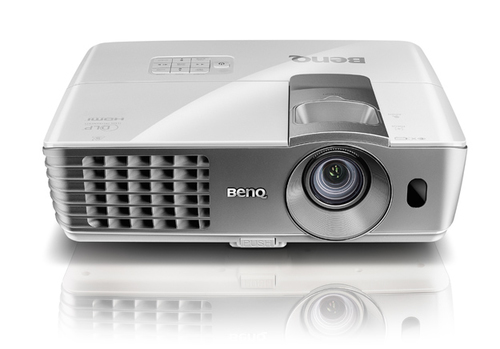 Проектор BenQ W1070 [9H.J7L77.17E] {DLP DC3 DMD; 1080P Full HD Video Projector; Brightness 2000 ANSI; 10;000:1; 2.7kg; 10W speaker; 3D via HDMI; HDMI 1.4ax 2}