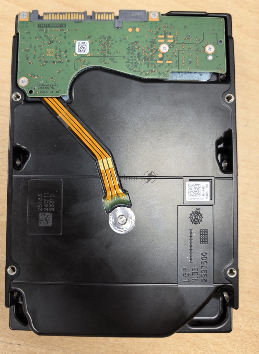 (Из ремонта, рабочий, гарантия 14 дней) Жесткий диск Seagate SkyHawk AI ST20000VE002 20Tb, 3.5", 7200 RPM, SATA-III, 512e, 256MB, для систем видеонаблюдения