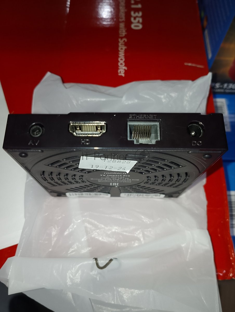 (Б/У) Мультимедийный плеер ROMBICA TV IMPACT PRO VPHY-03 [Cм.описание!]