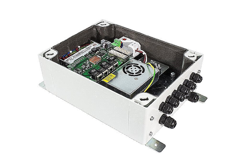Уличный коммутатор с ИБП Релион-SW-2G-4Poe+/60W-UPS - 1 Гбит/с, Два SFP-слота, Корпус из ABS-пластика