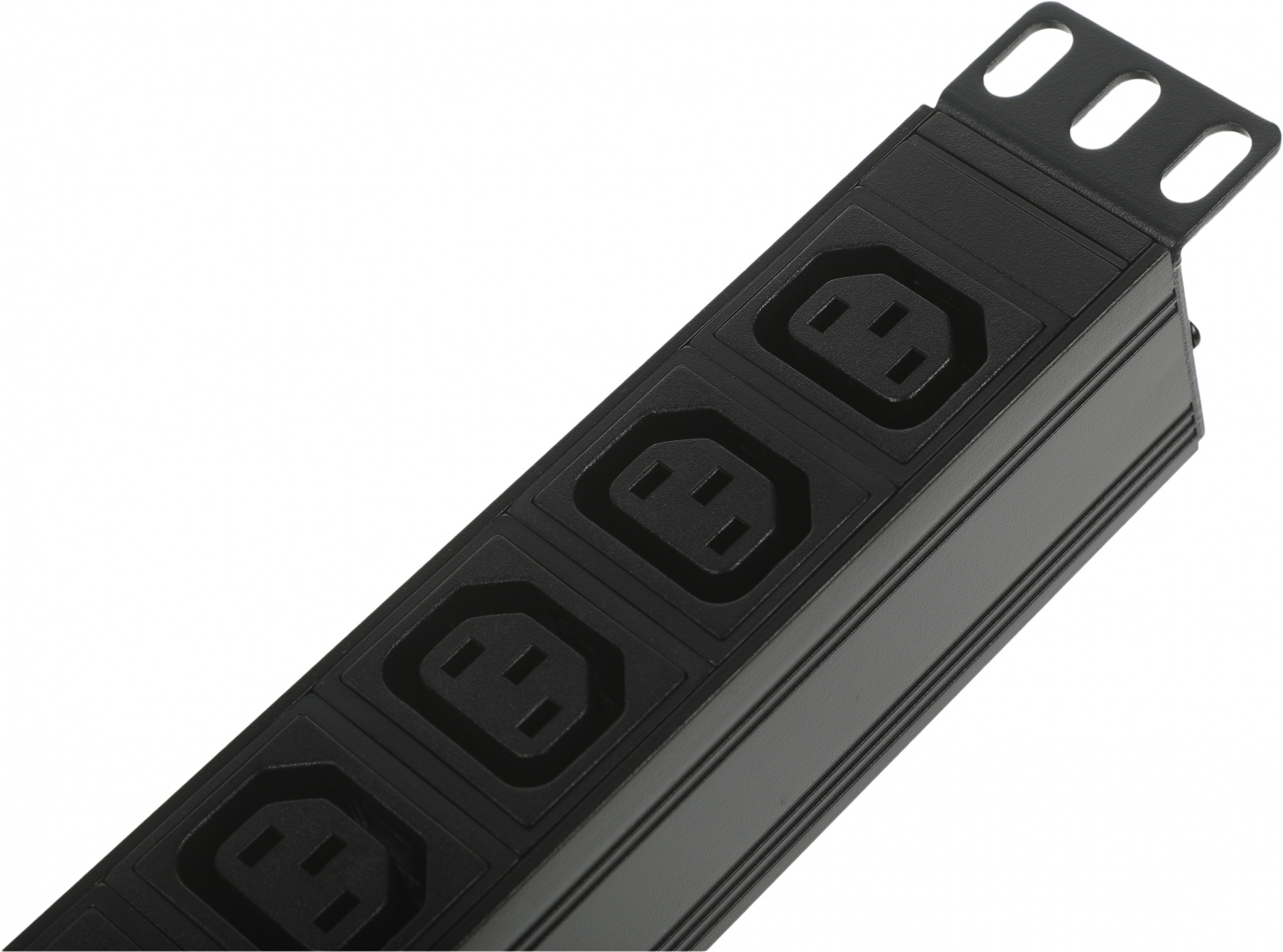 Блок розеток LANMASTER - TWT-PDU19, 10A, in (250V 1xIEC-320 C14), out (250V 9xIEC-C320 C13), Горизонтальный, выключатель, 1U, цвет чёрный, TWT-PDU19-10A9C3