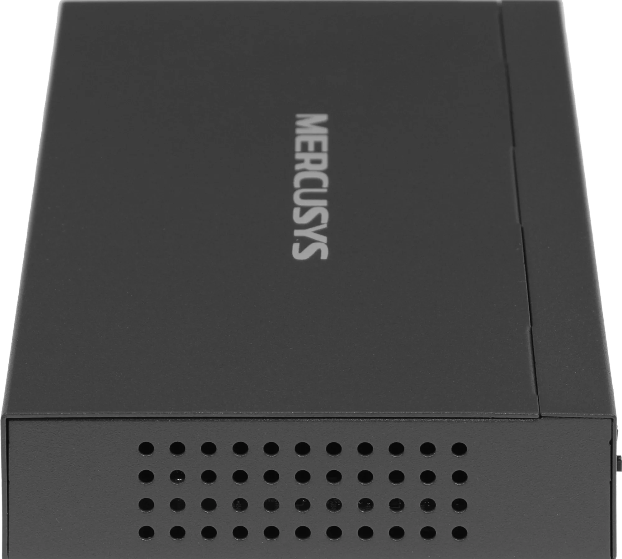 10-портовый настольный коммутатор Mercusys с 8 портами PoE+. Порты: 8 х портов 10/100 Мбит/с RJ45 PoE+, 2 х порта 10/100 Мбит/с без PoE. Спецификация: Совместимость с питаемыми устройствами 802.3af/at, бюджет PoE 65 Вт, настольный металлический корпус, Настенное крепление. Особенности: расширенный режим для передачи PoE на 250 м, приоритетный режим для портов 1-2, режим изоляции, автовосстановление РоЕ, Plug и Play