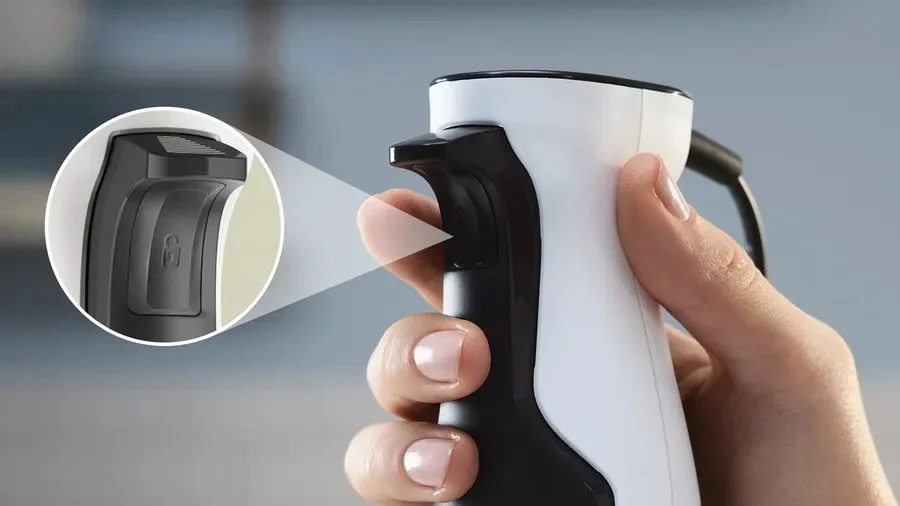 Bosch MSM4W421 Блендер Bosch/ Блендер Bosch, погружной, мощность 800 Вт, механическое  управление, импульсный режим