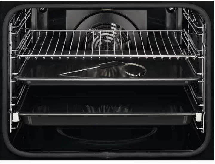Встраиваемый духовой шкаф ELECTROLUX/ электрический с конвекцией, объем 72 л, 17 режимов, очистка паровая, 3 стекла в дверце, направляющие проволочные + телескопические (1 уровень),нержавеющая сталь,термозонд