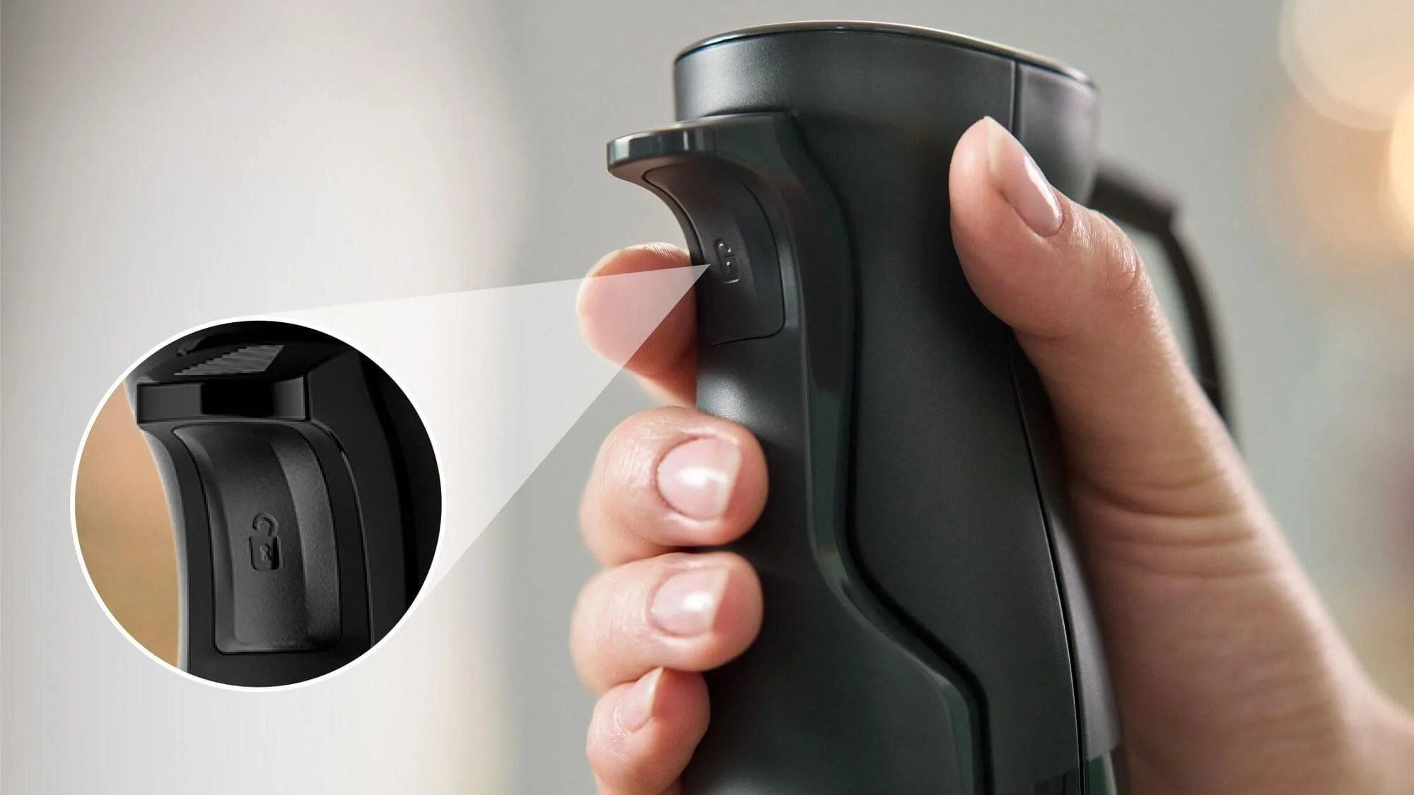 Bosch MSM4B670 Блендер Bosch/ Блендер Bosch, погружной, мощность 1000 Вт,  механическое управление управление
