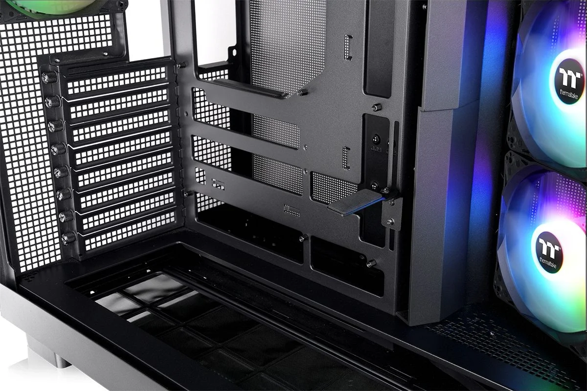 Корпус Thermaltake View 380 XL TG черный без БП ATX 5x120mm 2x140mm 2xUSB3.0 audio bott PSU