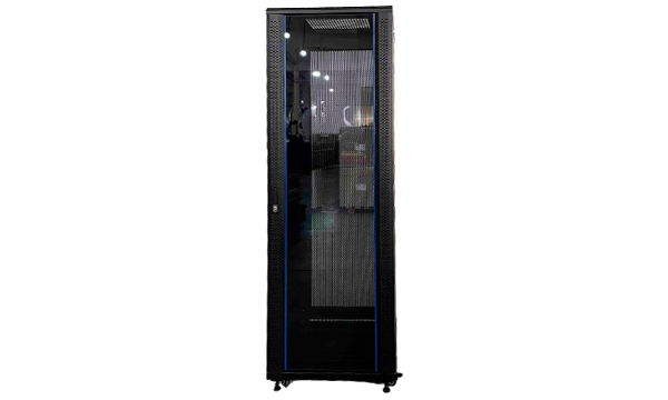 Рэковая стойка Wize Pro [W42UR-PD] 19, 42U, 600х600 мм, передняя стеклянная дверь, задняя дверь - металл. перфорированная, вент. панель из 2 вентиляторов, рэковые гайки: 20 шт, колеса, сталь, черный (2 места)