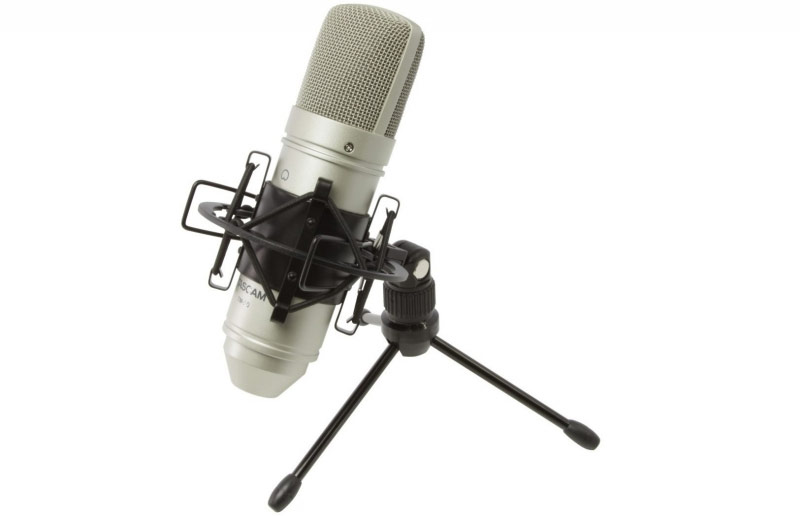Микрофон конденсаторный [TM80] Tascam [TM-80] кардиоидный, диафрагма: 18 мм, 20-20000 Гц, 200 Ом, -38 дБ, 136 дБ, S/N: 77 дБ, фантомное питание: +48 В, цвет: металлик