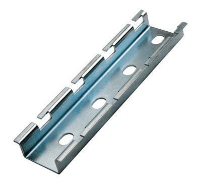 LAN-MT-PP100-EZ Профиль Lanmaster потолочн. для металлических лотков 100 мм сталь гальванически оцинкованная покрытие: горячий цинк