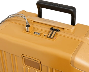 Чемодан Piquadro POP (BV4425POP/G2) 40x20x55см 31л. 2.87кг. поликарбонат желтый
