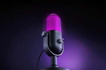 Микрофон проводной Razer Seiren V3 Chroma черный