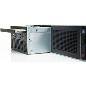HPE DL38X Gen10 Universal Media Bay Kit (for Box1: 1xDP, 2xUSB2.0, optional 2xSFFHDD and 1xODD (DVD-R or DVD-RW)) not avail. w/LFF&24SFF (826708-B21)