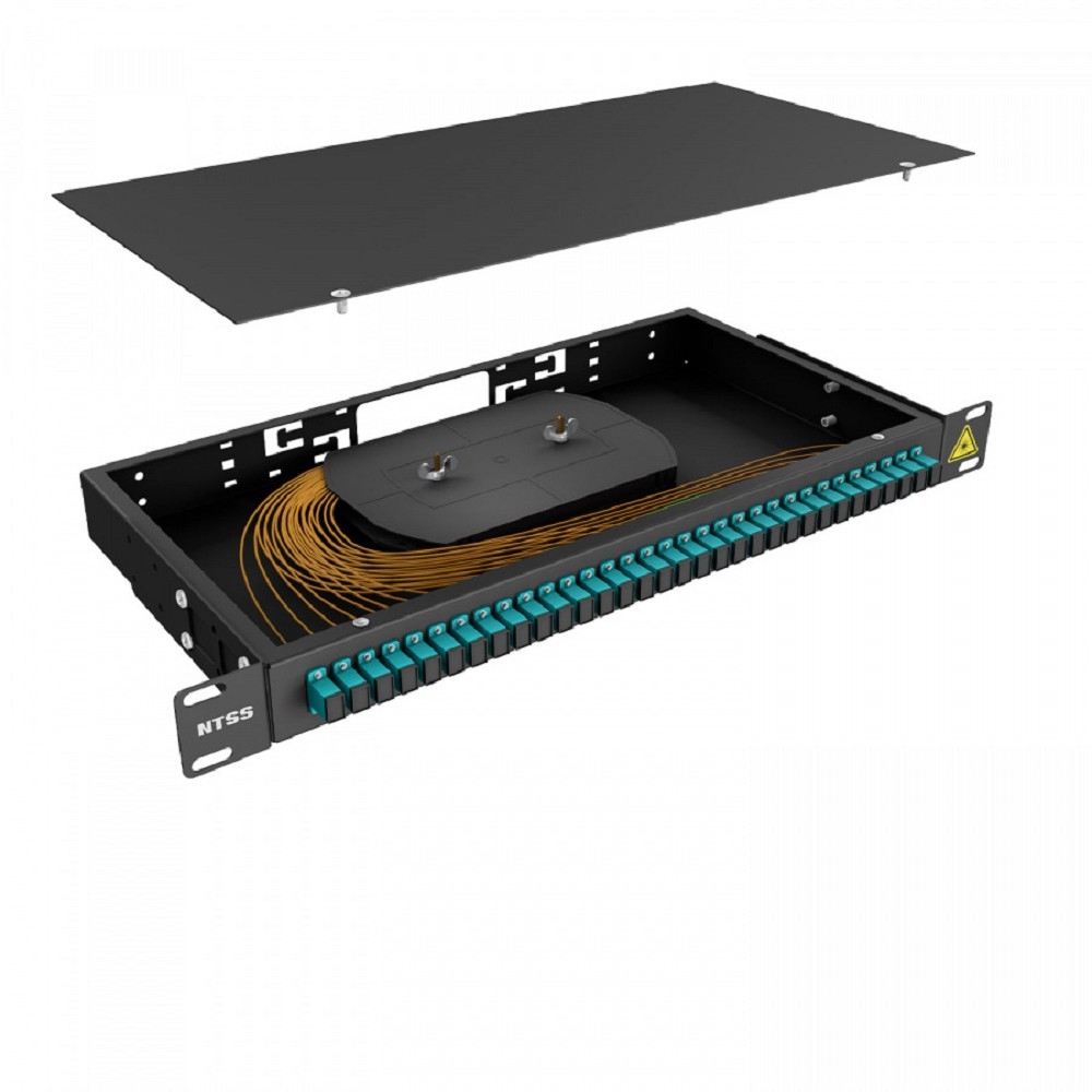 NTSS Кросс 19" NTSS PREMIUM, предсобранный 1U, 32 порта SC/UPC 50/125 мкм ОМ3, (сплошная панель, розетки, сплайс, КДЗС, пигтейлы), черный, RAL9005 NTSS-RFOB-PM-1U-32-SC/U-503-SP1.5G0A-BL