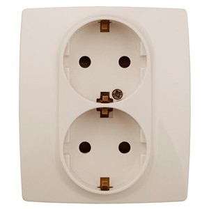 Эра Б0014700 12-2104-02 Розетка 2X2P+E Schuko со шторками, 16АХ-250В, Эра12, слоновая кость