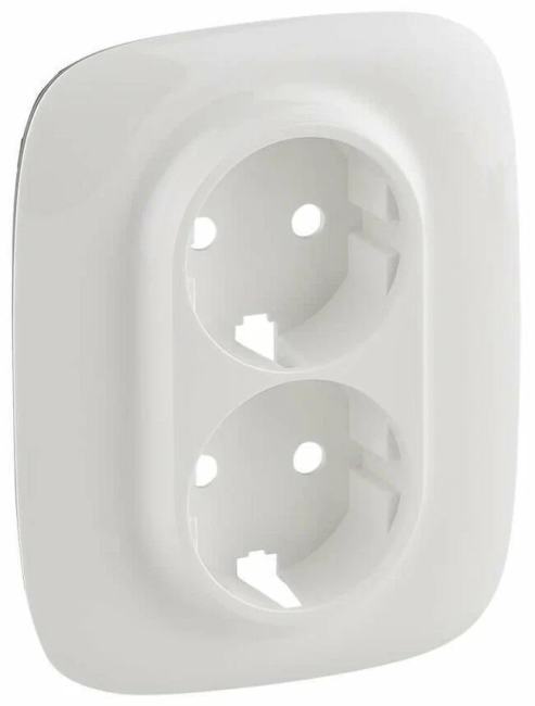 Панель лицевая Legrand 754955 Valena ALLURE - для двойной силовой  розетки 2х2К+З, белая