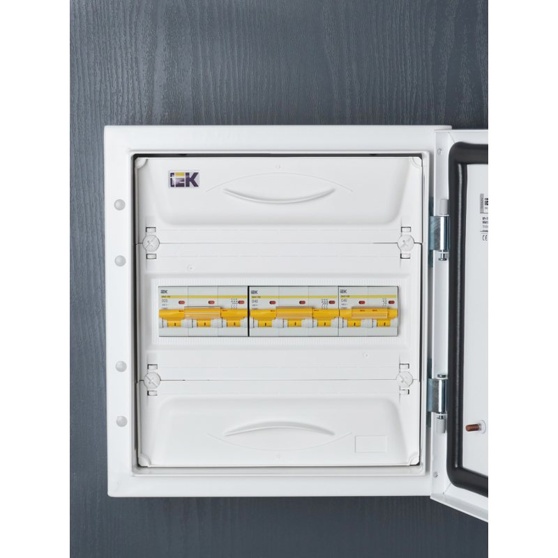 KARAT Авт. выкл. ВА47-100 3P D 40А 10кА IEK