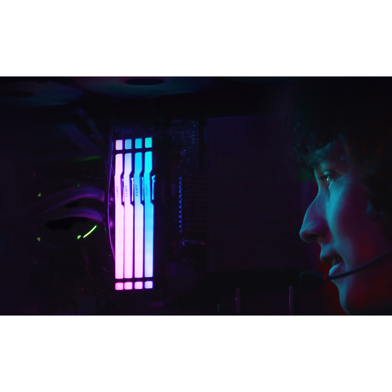 Память оперативная/ Kingston 32GB 6400MT/s DDR5 CL32 DIMM FURY Beast RGB EXPO