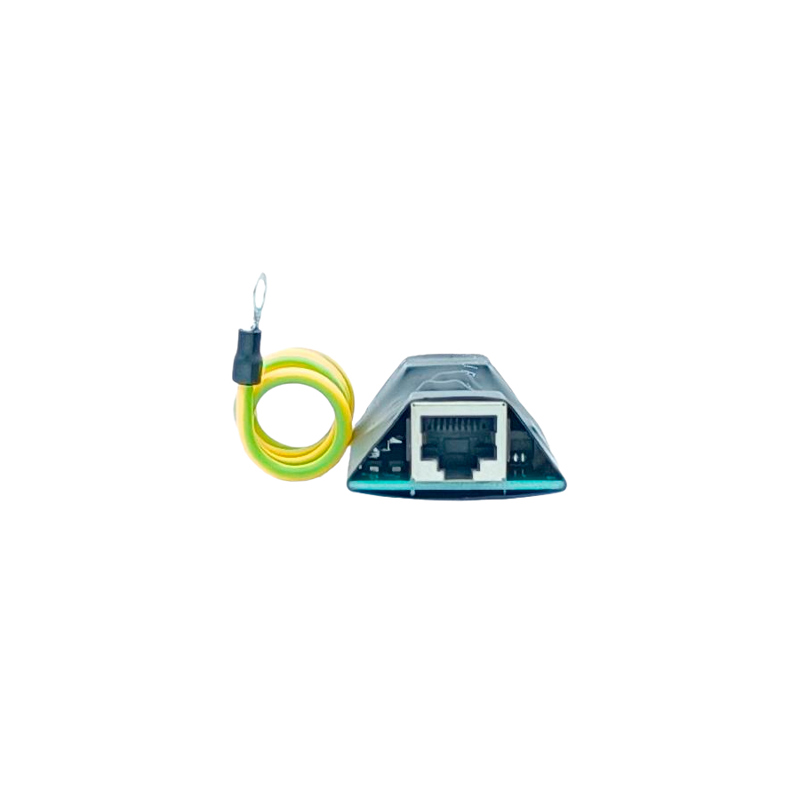 Бескорпусное устройство грозозащиты линий Ethernet + PoE на 1 канал/ Бескорпусное устройство грозозащиты линий Ethernet + PoE на 1 канал (УЗИП). Класс II. Защищает PoE оборудование, подключенное к линиям Ethernet от наведенного напряжения высоких энергий. Скорость передачи данных: 10/100/1000 Мбит/c. Стандарты PoE: IEEE802.3 af/at/bt до 90W. Защищаемые контакты: 1-8. Номинальное рабочее напряжение Un - 48V DC. Максимальное рабочее напряжение Um - 58V DC. Номинальный ток разряда  In - до 5kA. Мак