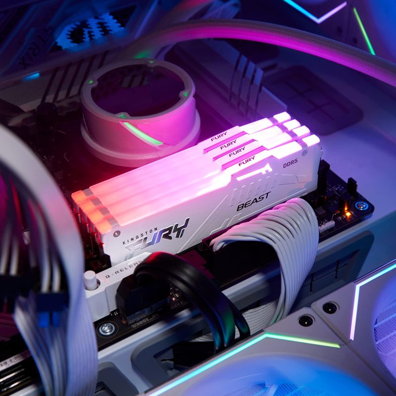 Память оперативная/ Kingston 32GB 6000MT/s DDR5 CL36 DIMM FURY Beast White RGB EXPO