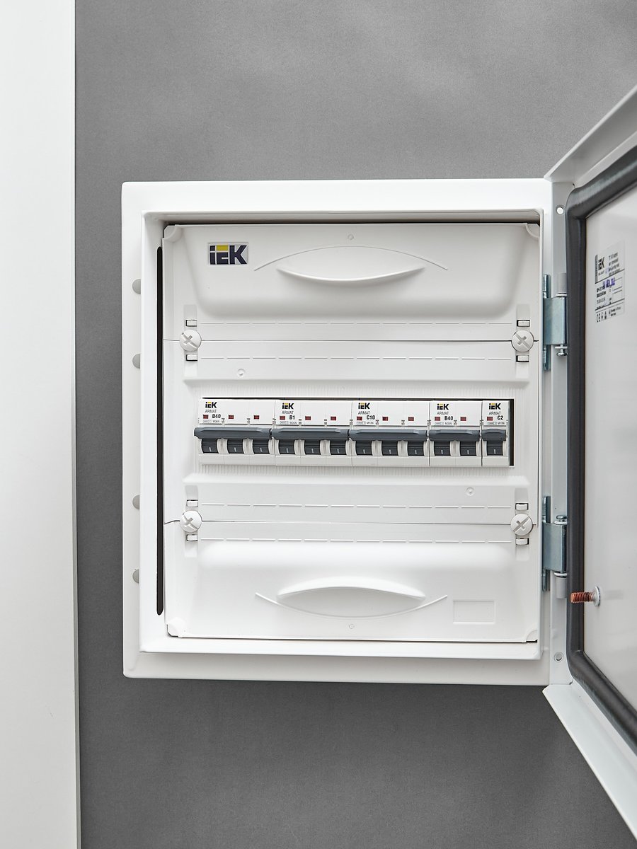 Автоматический выключатель IEK ARMAT AR-M10N-3-C010