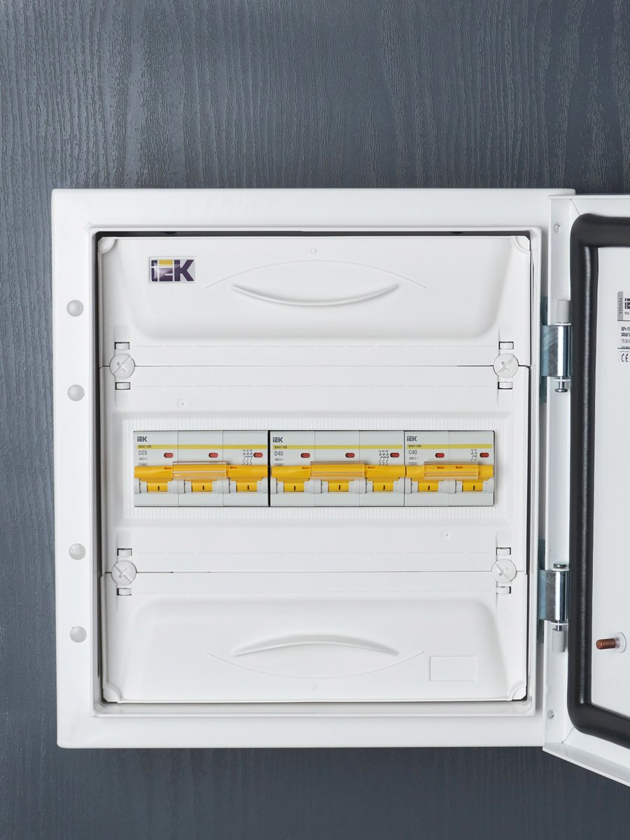 KARAT Авт. выкл. ВА47-100 3P D 40А 10кА IEK