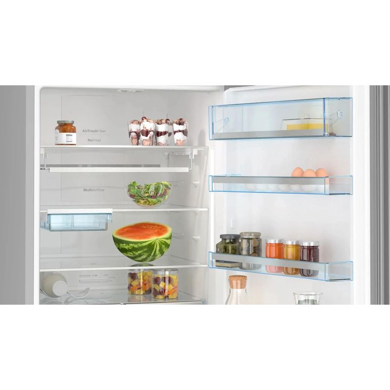 Full NoFrost, Serie   6, Габариты 193x70x80, Общий пол. объем: 559 л. (х:417, м:142), Черное стекло,Цифровой LCD дисплей,, Multi Airflow, AirFresh Filter, Боковое LED освещение и точечное для зон свежести, Полки EasyAccess, Отделение для молочных продуктов, Подвесная полка на 5 бутылок, Хромовые аппликации, Нулевые зоны VitaFresh plus, Зона свежести VitaFresh plus, Класс энергоэффективности A +, Уровень шума 42 дБ