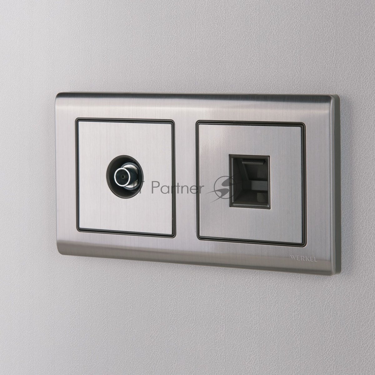 Накладка для розетки Ethernet RJ-45 и телефонной розетки RJ11 (глянцевый никель)