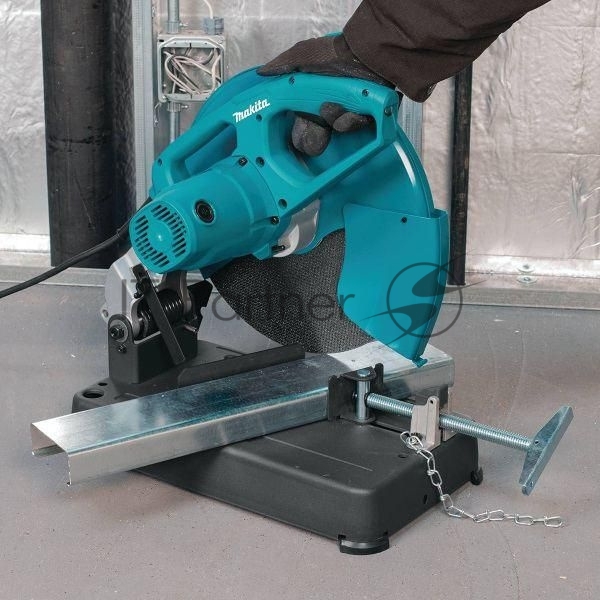 Пилы электрические дисковые, торцовочные Makita LW1401 Пила монтаж,2200Вт,3800об\м,диск-ф355х25.4мм,рез-70х233мм,16.6кг,кор