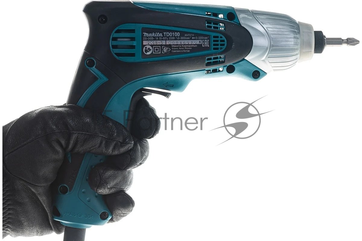 Дрель-шуруповерт Makita TD0100, 230 Вт, 100 Нм, щеточный, ударный