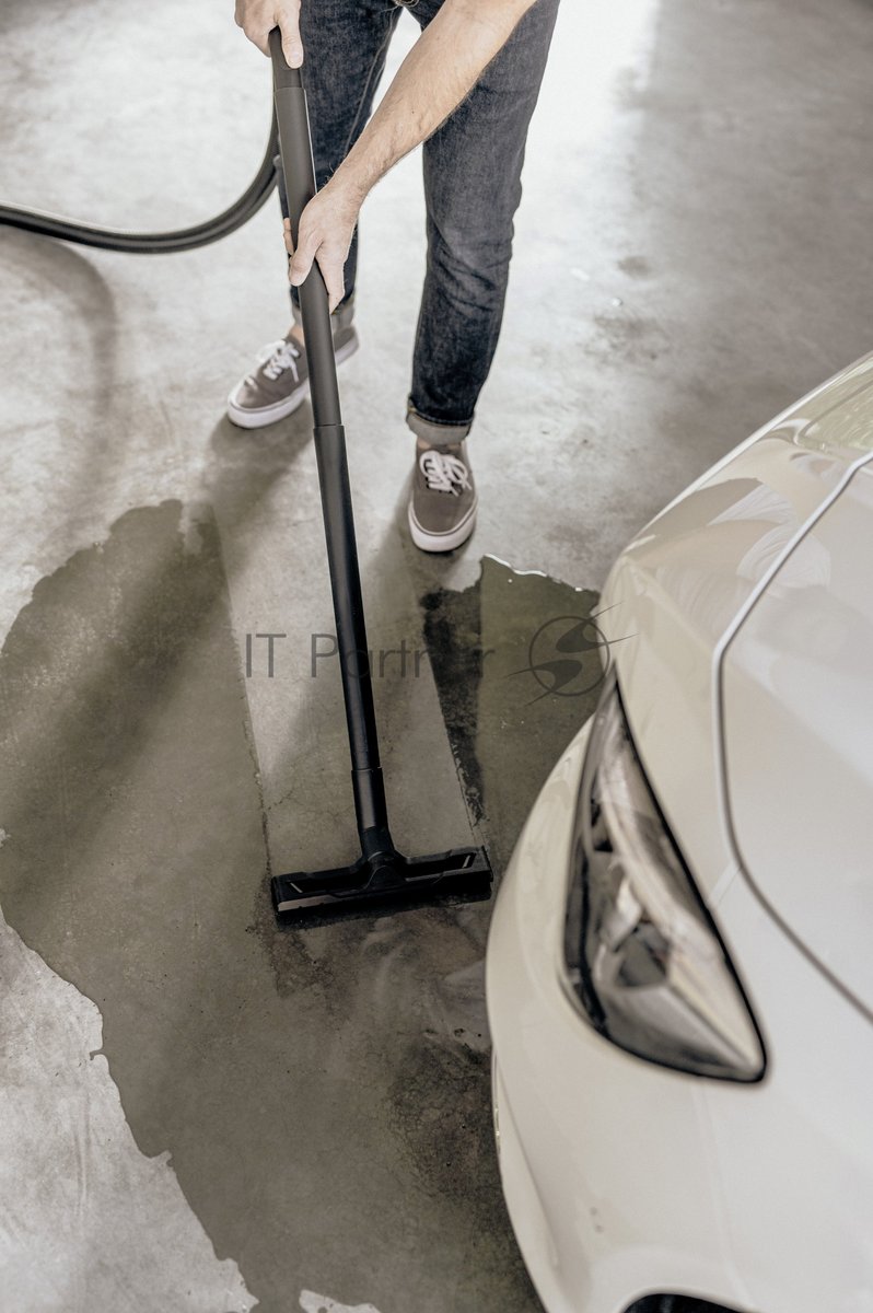 Строительный пылесос Karcher WD 3 P S V-17/4/20 желтый, 1000 Вт, уборка сухая/сбор воды, пылесборник мешок/контейнер, 17 л