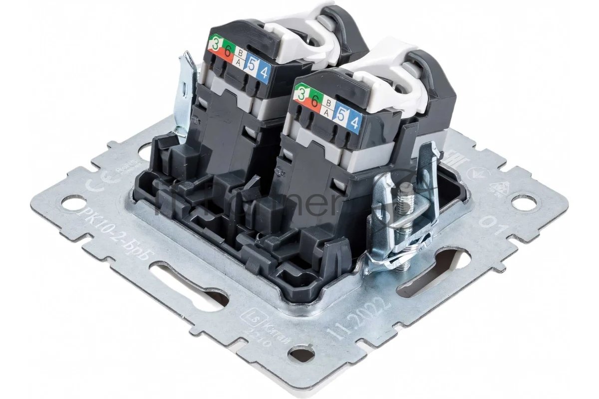 Розетка компьютерная двойная IEK BRITE РК10-2-БрБ RJ45 кат.5E белый